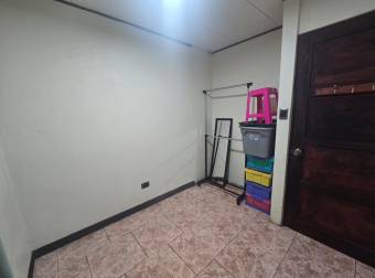 VENTA DE CASA EN URBANIZACIÓN MONTEROCOSO, EL COYOL, ALAJUELA