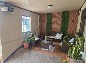 VENTA DE CASA EN URBANIZACIÓN MONTEROCOSO, EL COYOL, ALAJUELA