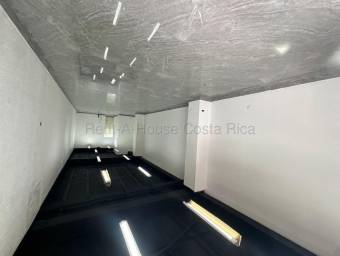 Se alquila local comercial en Catedral San José 26-2161