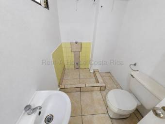 Se alquila casa en Pavas San José 27-198