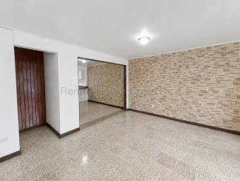 Se alquila casa en Pavas San José 27-198