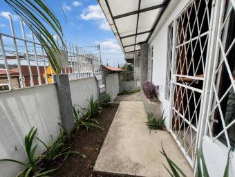 Se alquila casa en Pavas San José 27-198