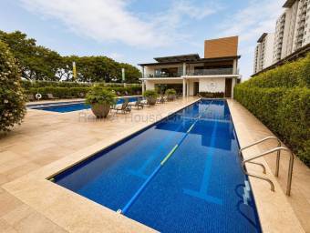Venta de Apartamento ESQUINERO en San Pablo de Heredia. RAH 27-172
