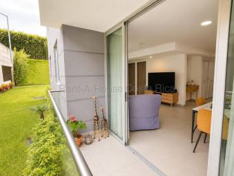 Venta de Apartamento ESQUINERO en San Pablo de Heredia. RAH 27-172