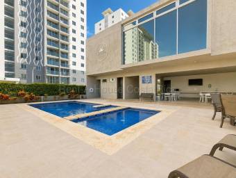 Venta de Apartamento ESQUINERO en San Pablo de Heredia. RAH 27-172