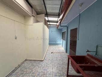 Venta de Casa con Apartamento en Cubujuqui-Heredia. RAH 27-196