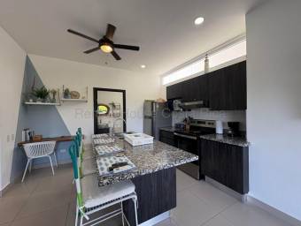 Alquiler de Apartamento AMUEBLADO en Jacó-Garabito. RAH 27-157