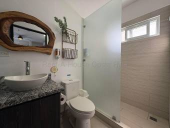 Alquiler de Apartamento AMUEBLADO en Jacó-Garabito. RAH 27-157