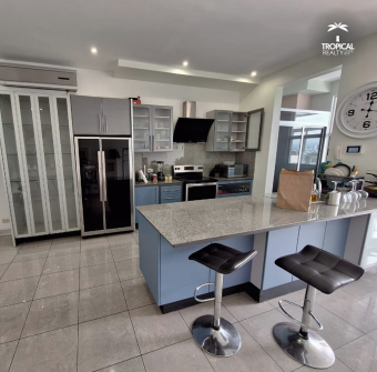 Fully Furnished Apartment for Rent in San Rafael, Escazú  US$1,800/month