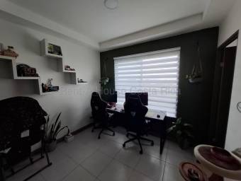 Venta de Casa en Montes de Oca-Sabanilla. RAH 27-129