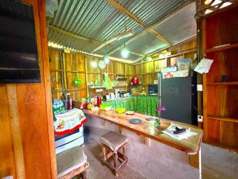 Venta de Terreno con Cabaña en La Fortuna-San Carlos, Alajuela. RAH 27-206 