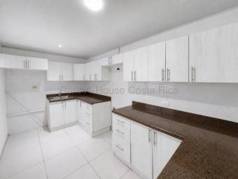 Alquiler de Casa en Rohrmoser-San José. RAH 27-198