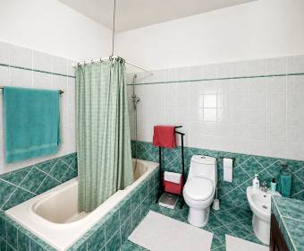 Exclusiva propiedad con dos casas independientes en venta en Ciudad Hacienda Los Reyes, La Guacima
