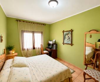Exclusiva propiedad con dos casas independientes en venta en Ciudad Hacienda Los Reyes, La Guacima