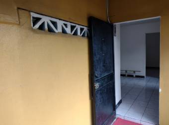 Se alquila apartamento pequeño Desamparados.
