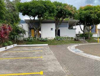 Alquiler de Casa en Santa Ana-Piedades. RAH 26-1471