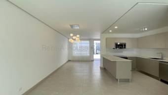 Alquiler de casa contemporánea con jardín privado en Escazú #26-2145 GS Alquiler de casa contemporánea con jardín privado en Escazú #26-2145 GS