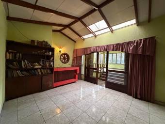 Venta de Casa en Desamparados, San José. RAH 27-193 Uso de Suelo Mixto Venta de Casa en Desamparados, San José. RAH 27-193 Uso de Suelo Mixto