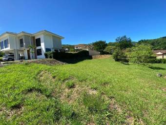 Venta de Magnifico Lote de Terreno en Brasil, Santa Ana / Mls. 25-95 OFC JB