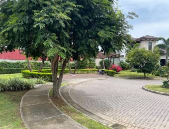 Venta de Maravilloso Lote de Terreno en Santa Ana / Mls. 26-703 OFC JB Venta de Maravilloso Lote de Terreno en Santa Ana / Mls. 26-703 OFC JB