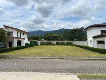 Venta de Maravilloso Lote de Terreno en Santa Ana / Mls. 26-703 OFC JB