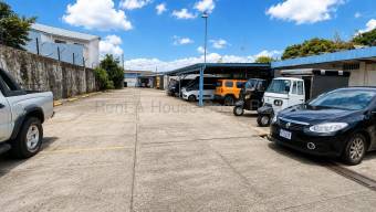Venta de Lote  Bodega y Oficinas en Zapote-San José. RAH 27-134
