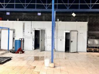 Venta de Bodega Industrial San Nicolás de Cartago. RAH 27-124