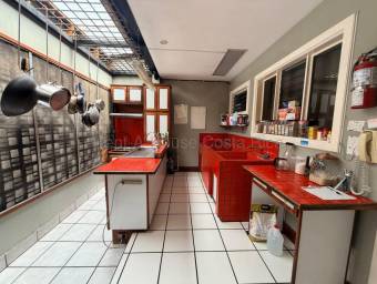 Venta de Casa ESQUINERA en Mata Redonda, San José. RAH 27-145