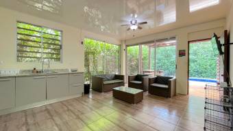 Venta de propiedad con 3 apartamentos y piscina en Guanacaste #26-220 GS