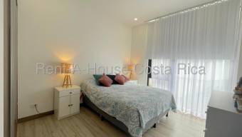 Venta de casa moderna con vista al bosque y amenidades premium #26-1421 GS