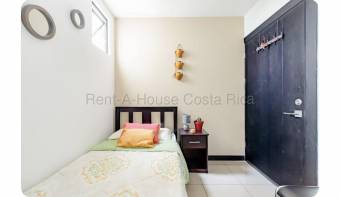 Se vende casa en Ulloa Heredia 26-1796