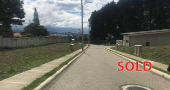 Venta de Lote en Condominio Exclusivo en Tres Ríos #27-218 GS Venta de Lote en Condominio Exclusivo en Tres Ríos #27-218 GS
