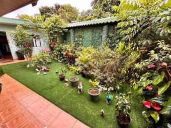 Venta de PROPIEDAD 2 Casas en San Isidro-San Francisco. RAH 27-229