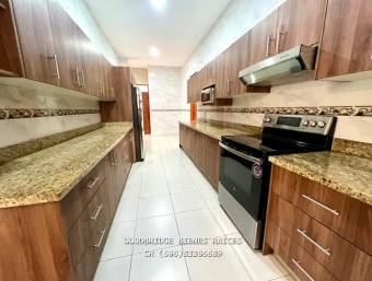 Casa en 1 piso en alquiler Escazú San Rafael $1.800