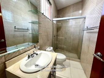 Casa en 1 piso en alquiler Escazú San Rafael $1.800
