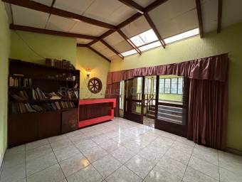 Venta de Casa con Uso Mixto en Desamparados #27-193 GS