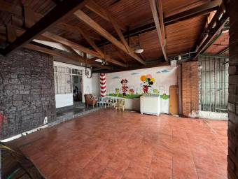 Venta de Casa con Uso Mixto en Desamparados #27-193 GS
