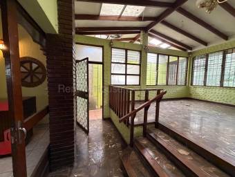 Venta de Casa con Uso Mixto en Desamparados #27-193 GS