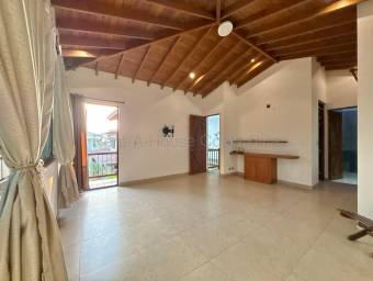 Se vende casa en Ulloa Heredia 26-1652