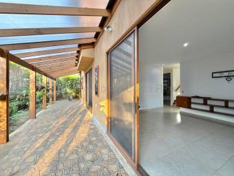 Se vende casa en Ulloa Heredia 26-1652