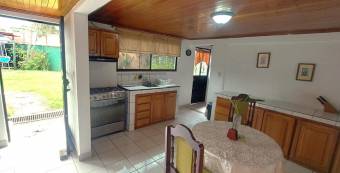 Se vende casa en Santo Tomas Santo Domingo 26-1252