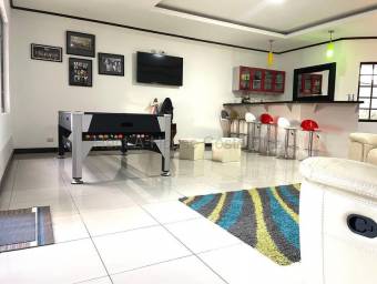 Se vende casa en San Vicente Santo Domingo 26-2169