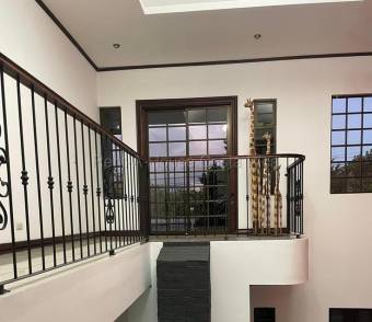 Se vende casa en San Vicente Santo Domingo 26-2169