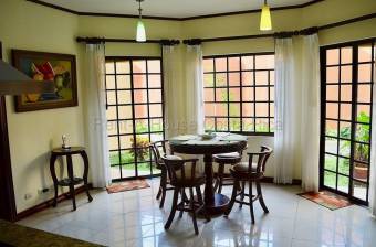 Se vende casa en San Vicente Santo Domingo 26-2169