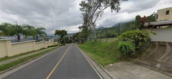 Venta de LUJOSA Casa en Altos de Carrizal, Escazú. RAH 27-141