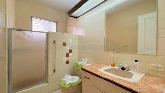 Venta de Casa de 1 Planta en Barrio Escalante, San José. RAH 27-167