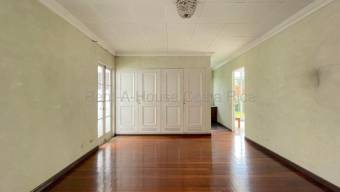 Venta de Casa de 1 Planta en Barrio Escalante, San José. RAH 27-167
