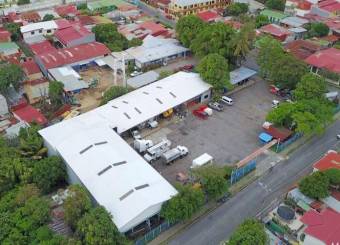 Venta de propiedad comercial con uso mixto y amplio terreno #26-1224 GS