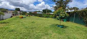 VENTA DE CASA DE UNA PLANTA CON PATIO, EN CONDOMINIO EN HEREDIA