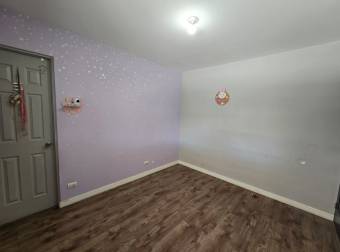 VENTA DE CASA DE UNA PLANTA CON PATIO, EN CONDOMINIO EN HEREDIA